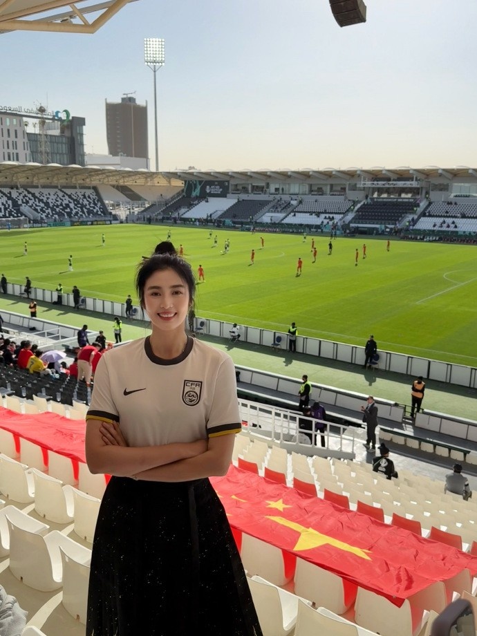 J9九游会官网-赵丽娜谈沙特行：为U23男足骄傲 现场看C罗气氛和热度比想象夸张